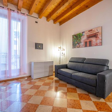 Arena Suite Mazzini ヴェローナ エクステリア 写真