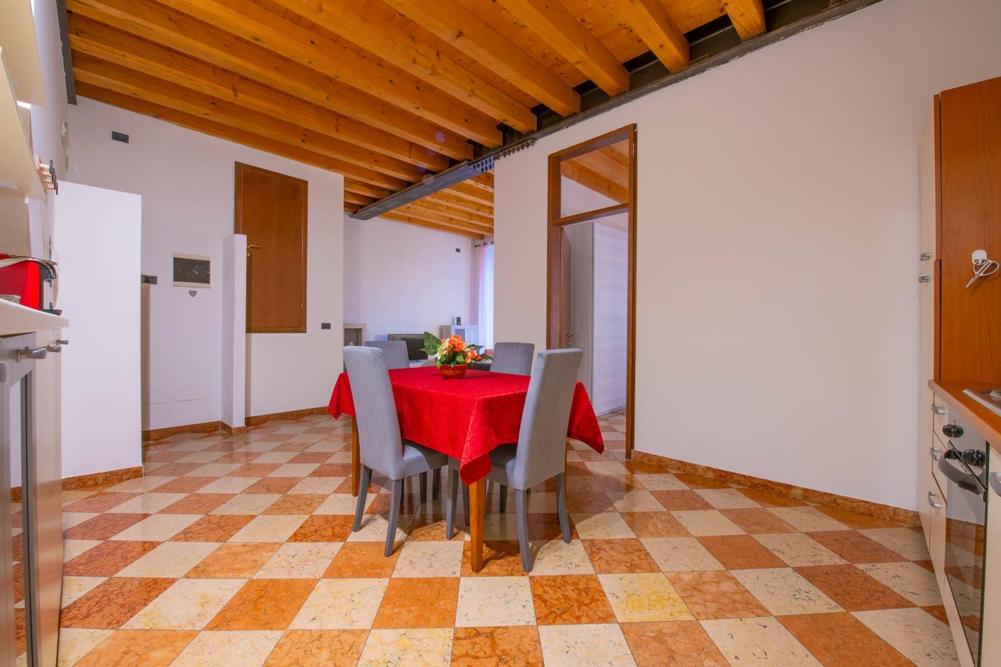 Arena Suite Mazzini ヴェローナ エクステリア 写真
