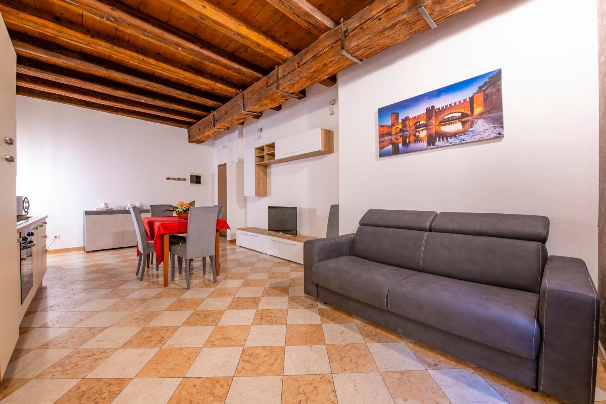 Arena Suite Mazzini ヴェローナ エクステリア 写真